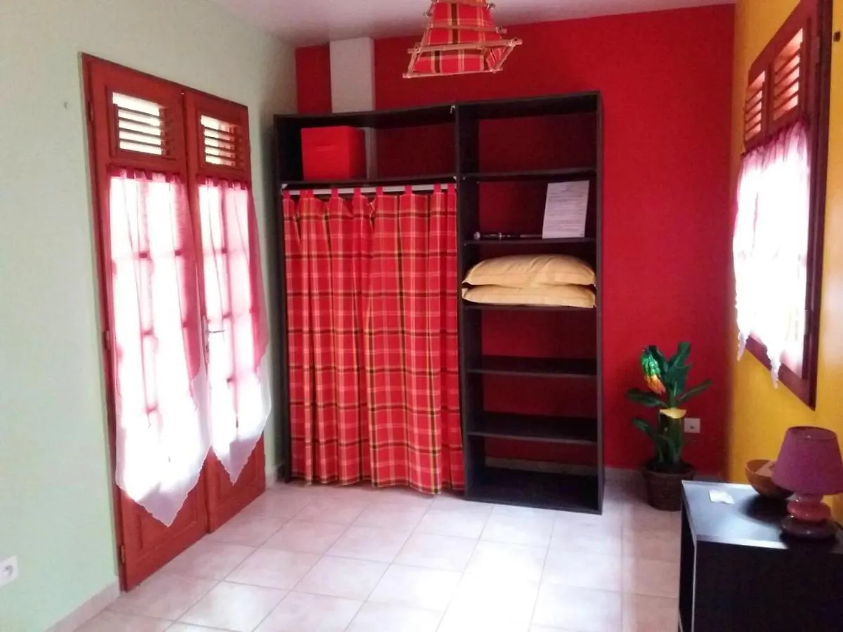 Bungalow Charmant A Pointe-Noire